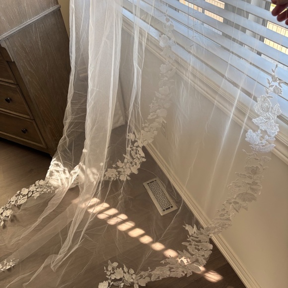 Ivory Beaded Wedding Veil - Picture 3 of 6